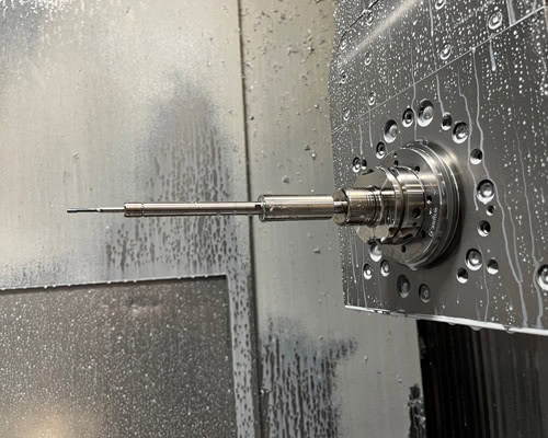 FAHRION threading clamping system – customer mechanical engineering